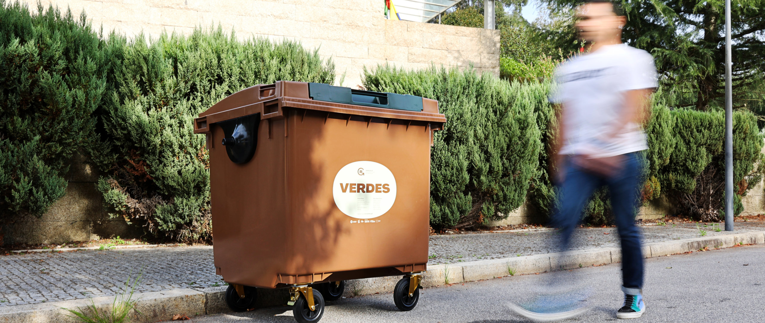 Contentores lixo de quatro rodas para resíduos orgânicos e reciclagem